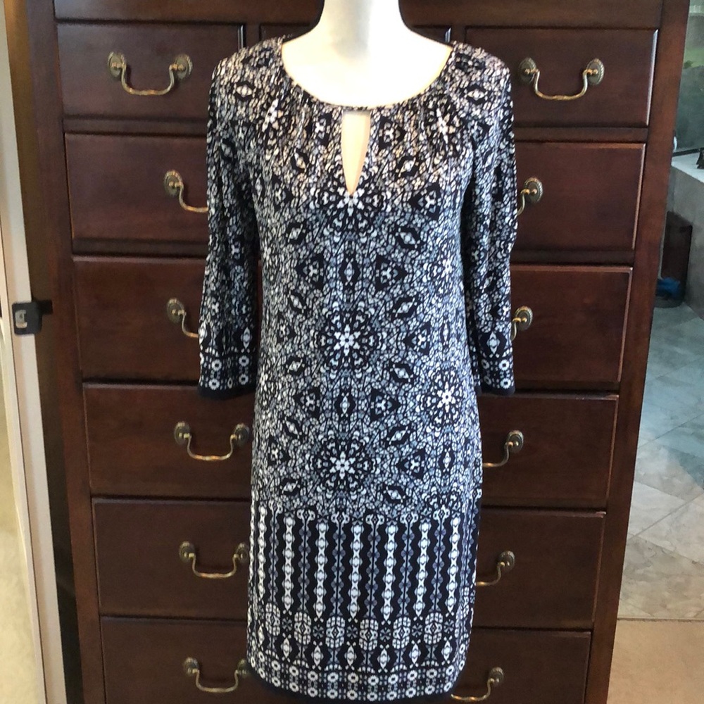 WISP dress Sz 4 P in black with gray and tan pattern.  Sleeve detailing (see pic